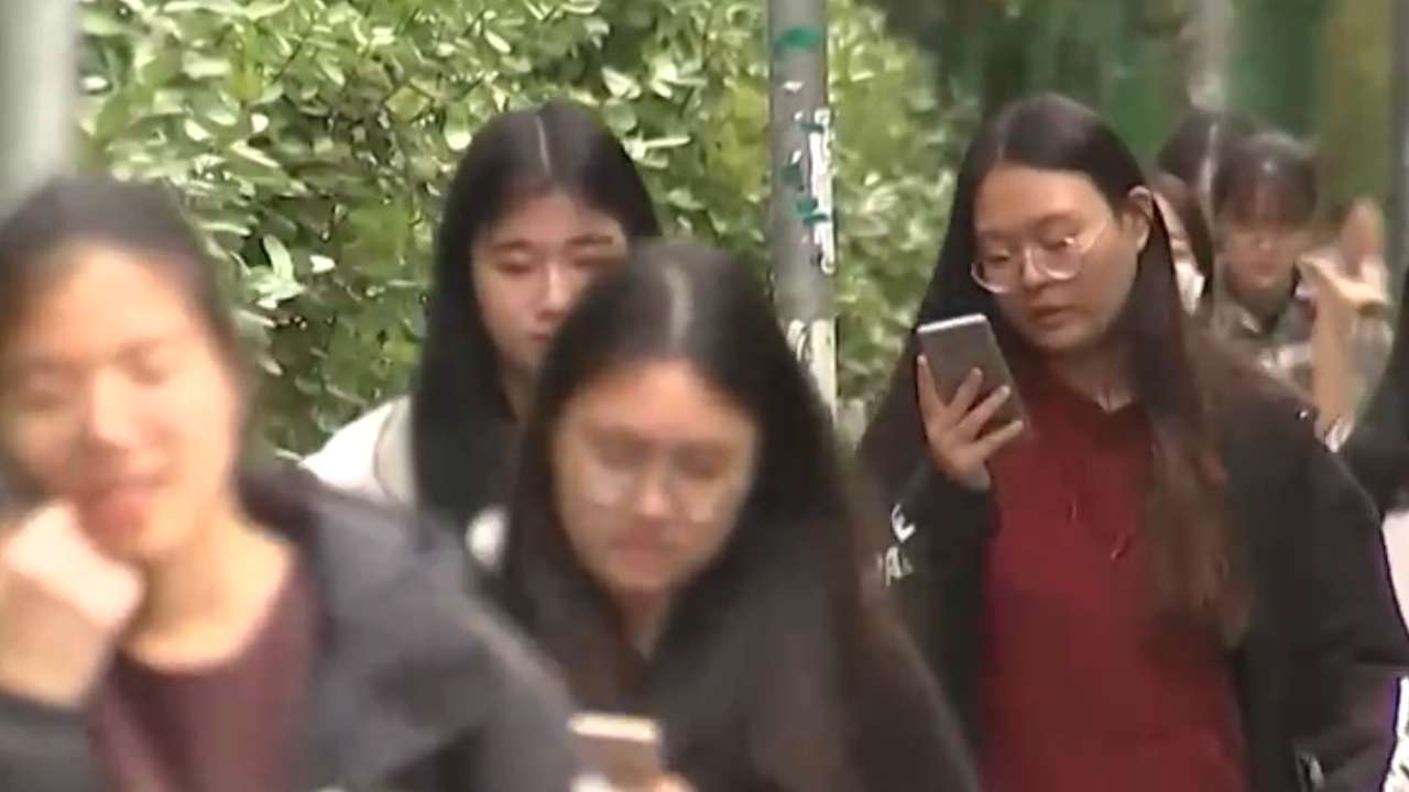 八部门发布《可能影响未成年人身心健康的网络信息分类办法》