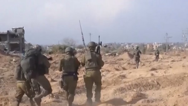 以军说在拉法地区打死约30名巴勒斯坦武装人员