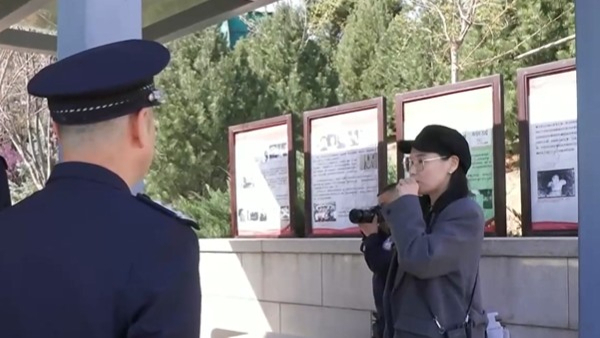 忆满京城 情思华夏丨北京铁路公安局开展主题党日活动致敬革命先烈