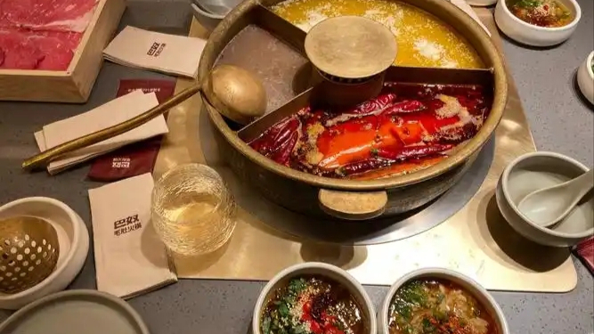 蜜雪冰城后，又一家河南企业冲刺港交所，70后老板曾是海底捞“信徒”
