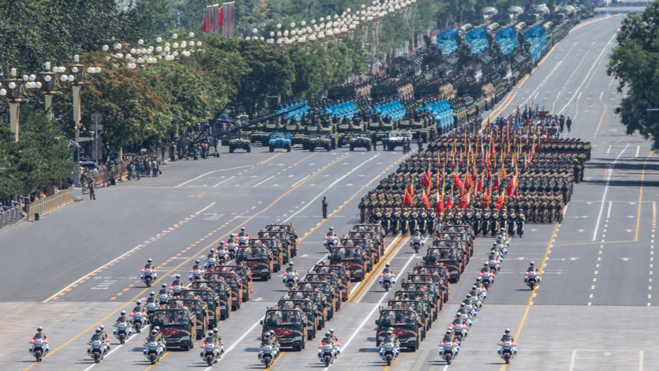 奋进在充满光荣和梦想的伟大征程上——写在中国人民解放军建军98周年之际