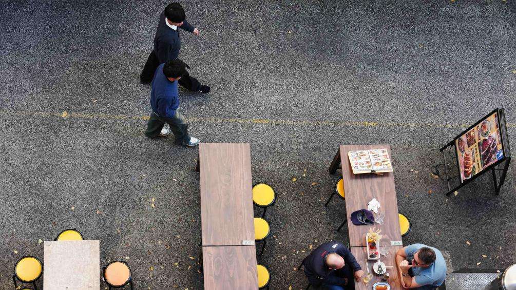 航班减、消费降……游客减少笼罩日本旅游业