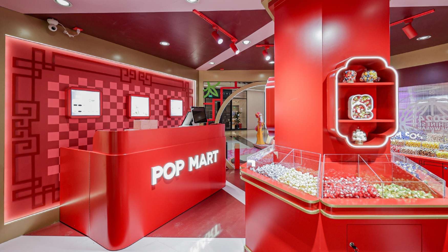 LV前高管加入泡泡玛特，黑蚁资本何愚退出，潮玩巨头有新打算？