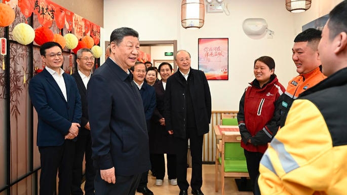 近镜头｜蒸蒸日上的家国·值守