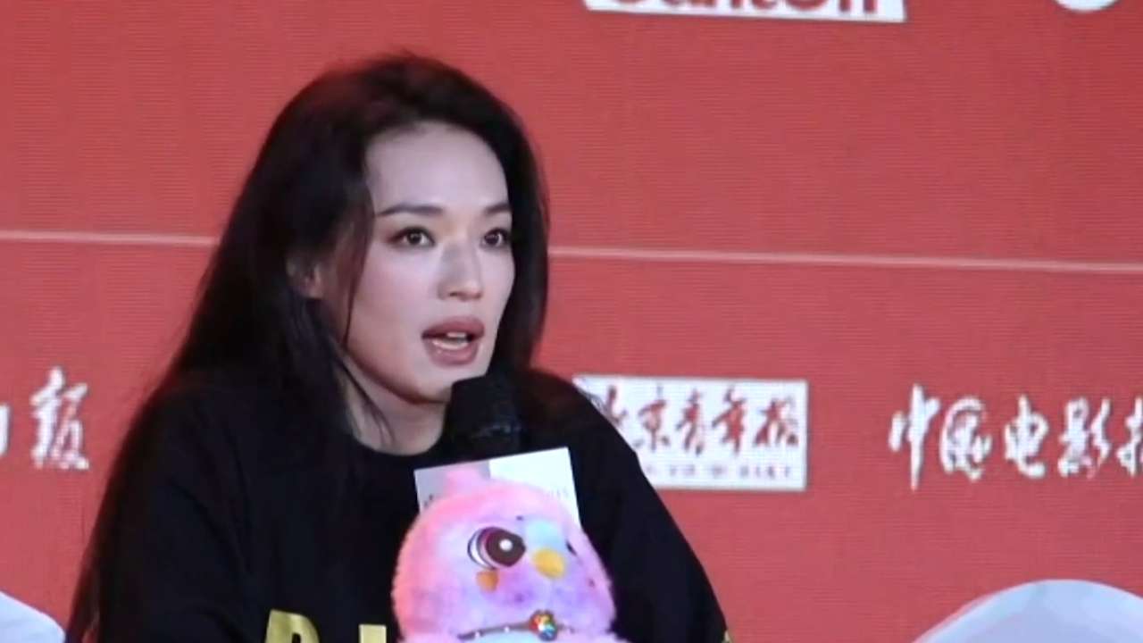 4月18日下午，第十六届北京国际电影节各单元评委媒体见面会举行。