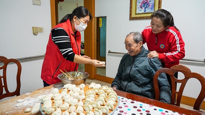 为失能老人发放消费补贴 如何更好落地