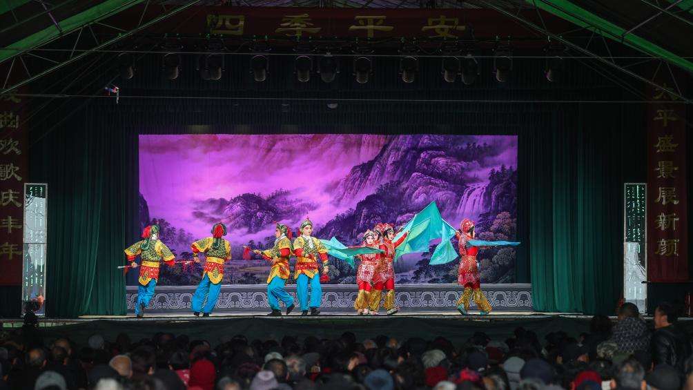新春走基层丨浙江：送戏下乡迎新春