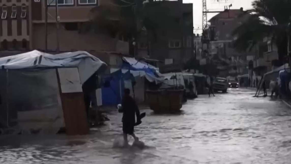 加沙地带遭遇严寒天气 造成儿童在内多人死亡