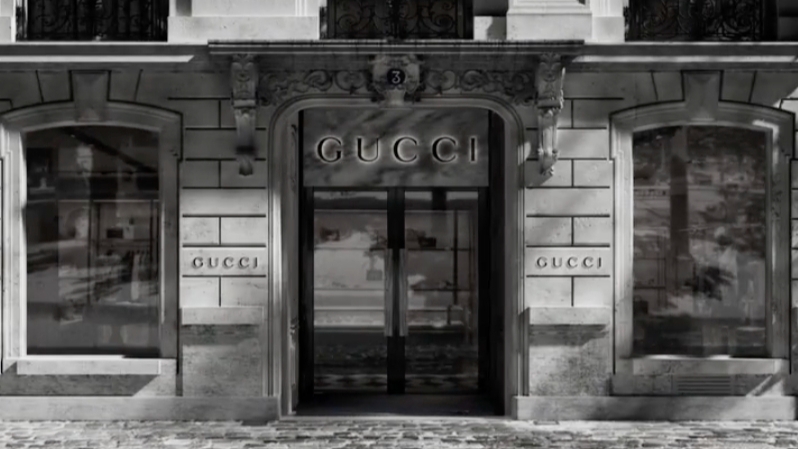 销售额连跌三年还要降价，Gucci离顶奢越来越远，管理层称未来将继续关店
