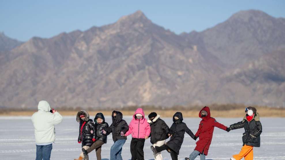 呼和浩特：冰雪搭台唱响文旅融合乐章