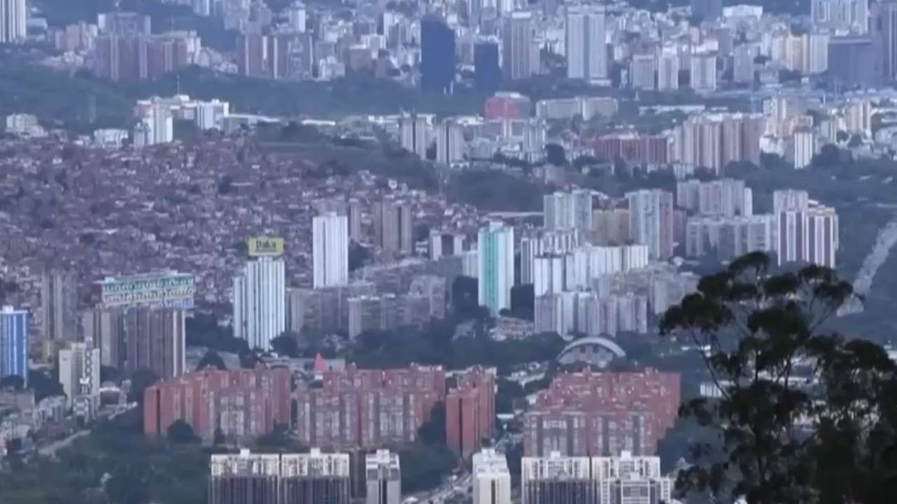 委内瑞拉国民警卫队称，已在全国范围内部署兵力，同时，国家警察局也在外部动荡状态下加强安保。