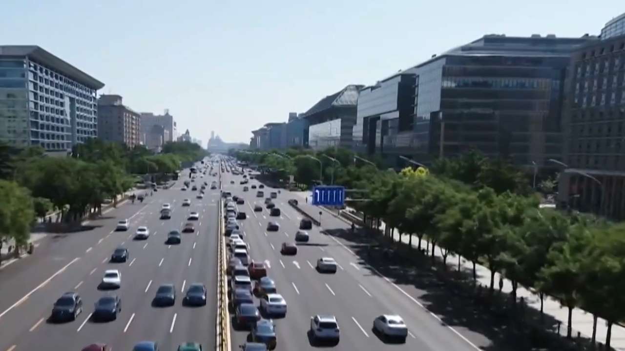 砥砺奋进再出发 习近平总书记的节日祝贺和诚挚慰问激励首都广大劳动群众担当作为