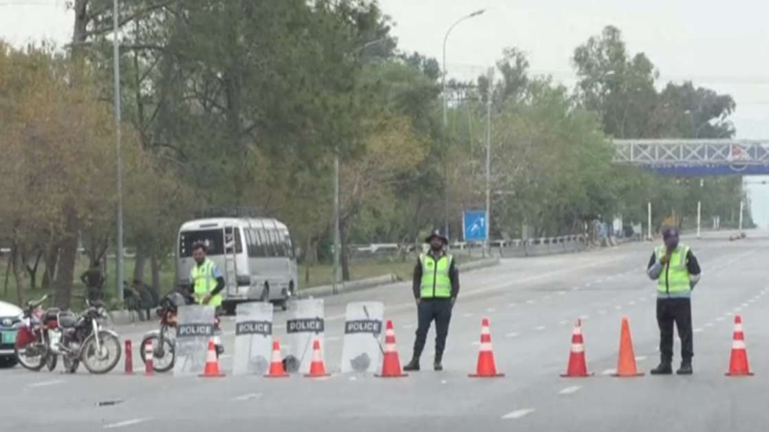伊朗与美国在巴基斯坦首都伊斯兰堡举行的第三轮面对面谈判结束，但双方“马拉松式谈判”还将继续。