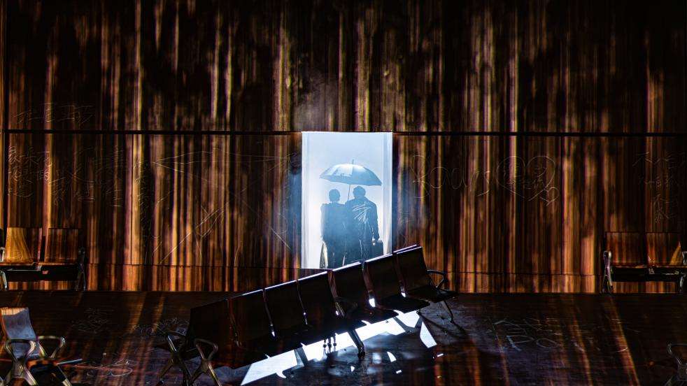 北京人艺新剧《樱桃园》首演 结合中欧戏剧美学