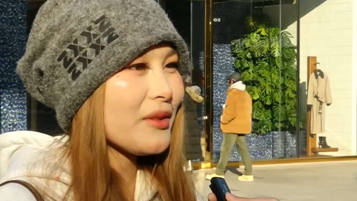 今年元旦假期，北京消费市场活力十足，市商务局重点监测的百货、餐饮、电商等业态企业累计实现销售额40.4亿元。