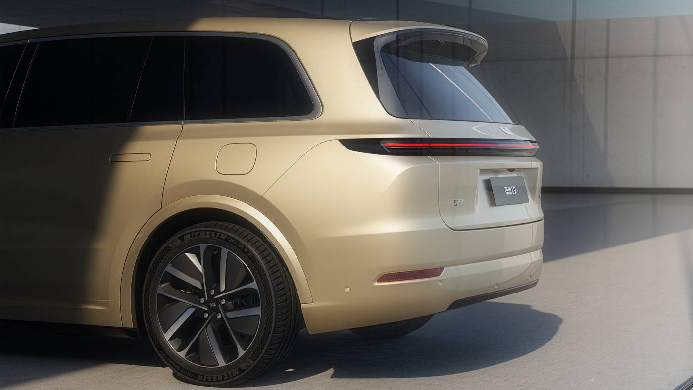 1400x0_1_q95_autohomecar__ChwFlGIxrhWAFzVWABhUu9WWKjk472.jpg