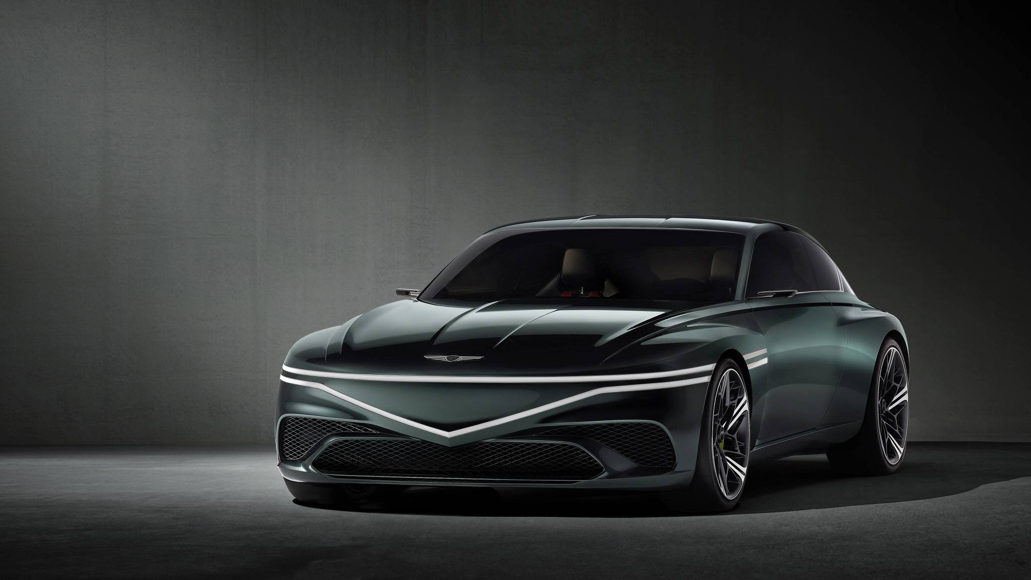 1. 捷尼赛思X Speedium Coupe概念车以进取突破之姿生动演绎品牌“动感的优雅”独特设计理念.jpg